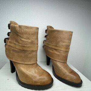 MIA LIMITED EDITION COGNAC ANKLE BOOTS SIZE 7.5